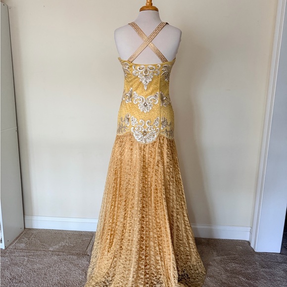 Sue Wong  Gown NWT Yellow Embellished Evening Dress size 6 - Picture 3 of 11
